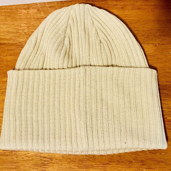 Adidas Training 4 Inch Cuff Fold Beanie Beige Ivory Women's One Size - Picture 2 of 4